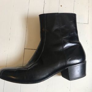 Amazing platform boot.